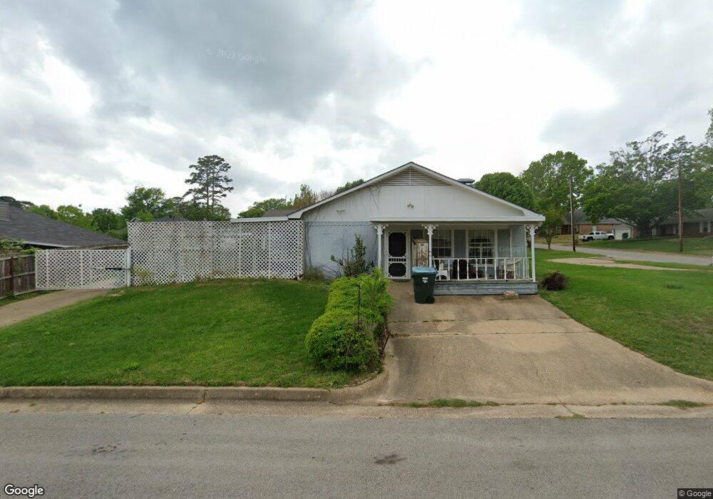 1017 Beth Dr, Tyler, TX 75703 - photo 1