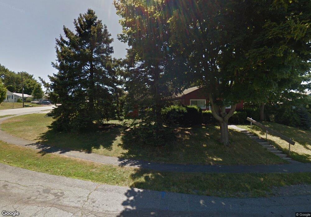 15 Ludlow Rd, Middletown, RI 02842 - photo 1