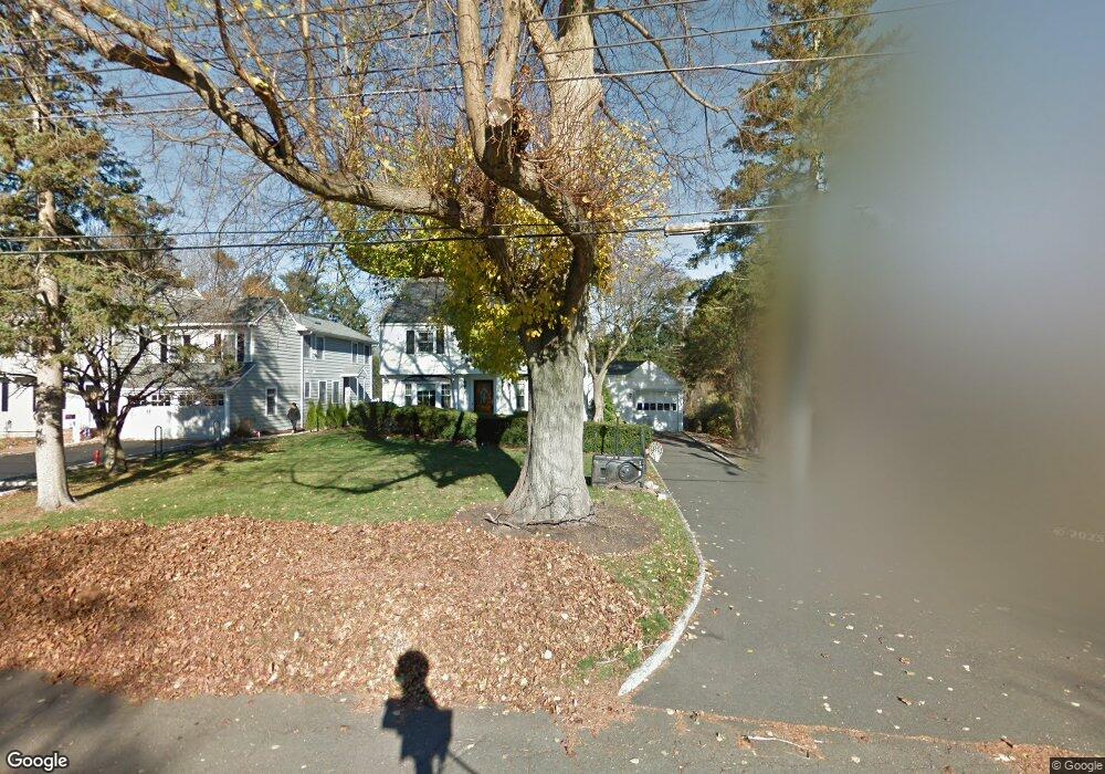 32 Killian Ave, Trumbull, CT 06611 - photo 1