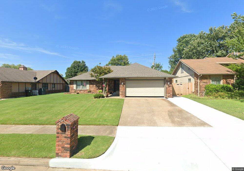 2304 S Fir Ave, Broken Arrow, OK 74012 - photo 1