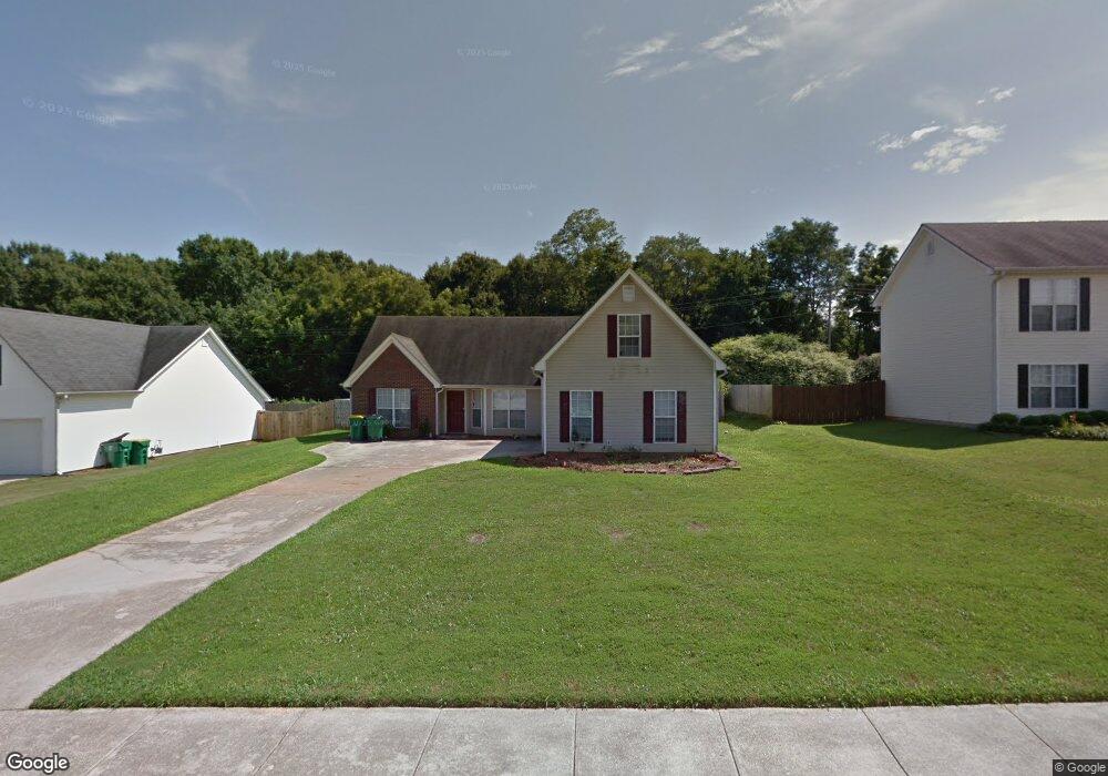 135 Shenandoah Dr, Winder, GA 30680 - photo 1