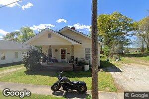 102 McDonald St, Whitmire, SC 29178