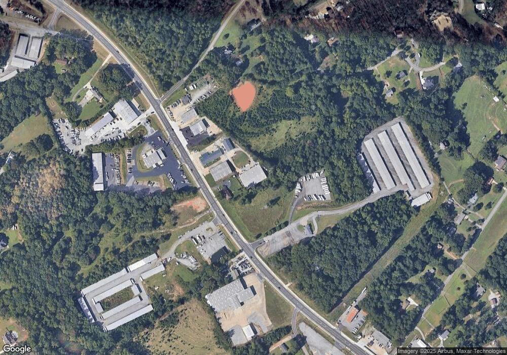 6037 Holiday Rd, Buford, GA 30518 - photo 1