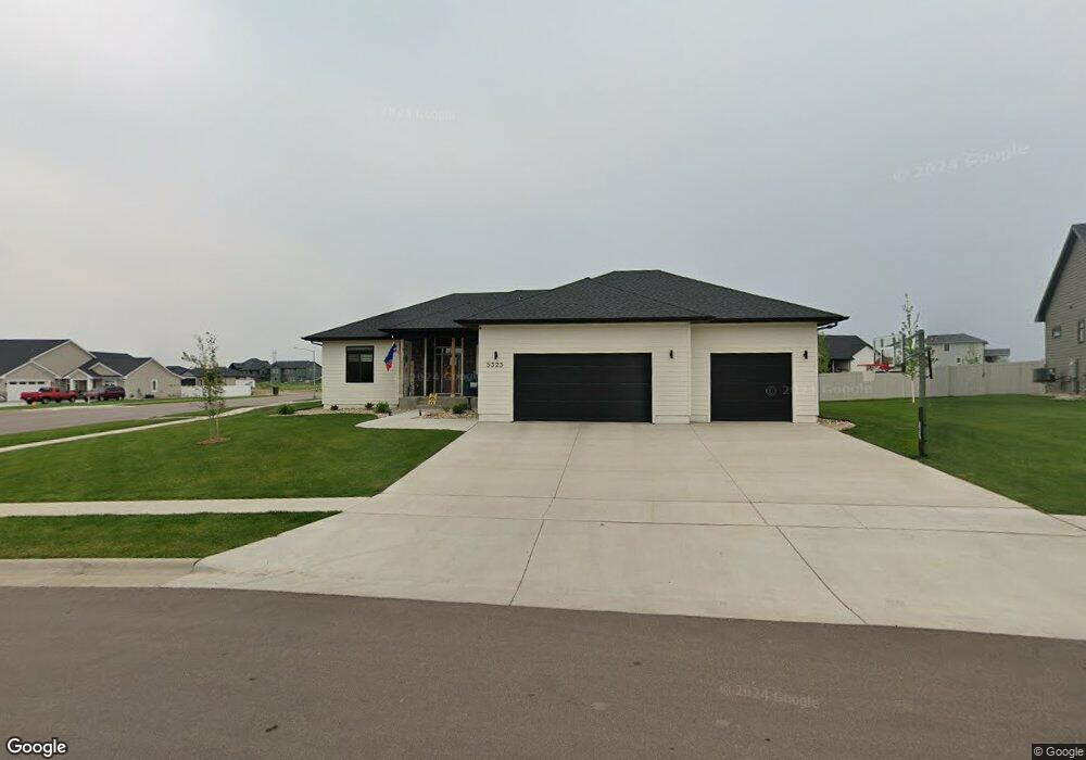 5323 E 28th St, Sioux Falls, SD 57110 - photo 1