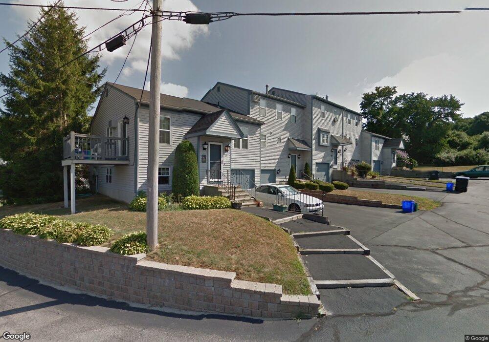 28 Greenwich Way unit 28, West Warwick, RI 02893 - photo 1