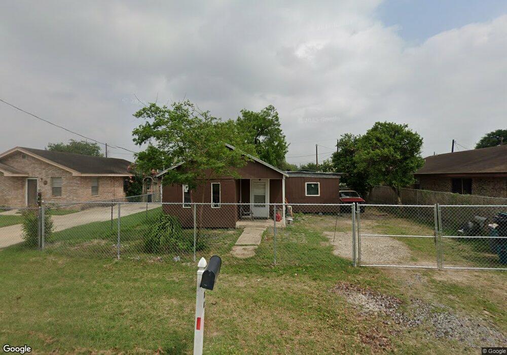 320 W Juarez Ave, Pharr, TX 78577 - photo 1