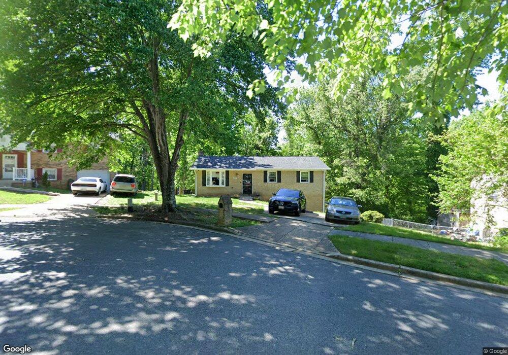 5731 Joan Ln, Temple Hills, MD 20748 - photo 1