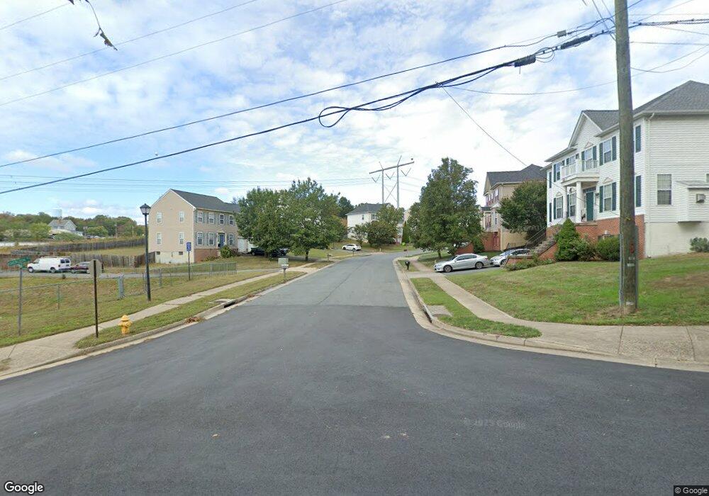 17920 Overlook Rd, Dumfries, VA 22026 - photo 1