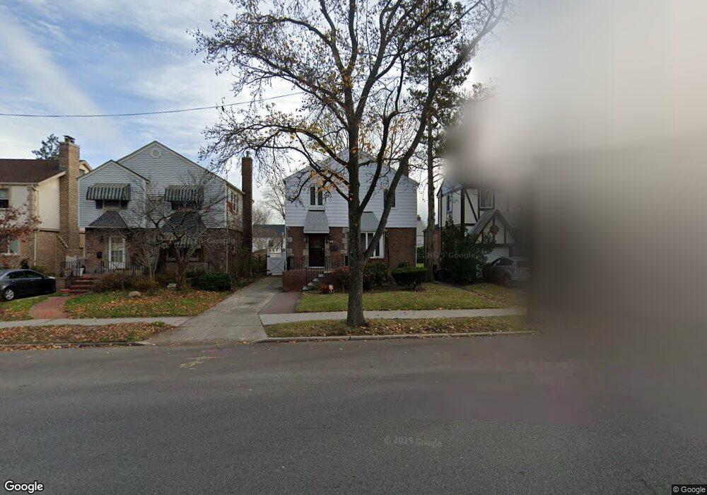 8131 188th St, Hollis, NY 11423 - photo 1