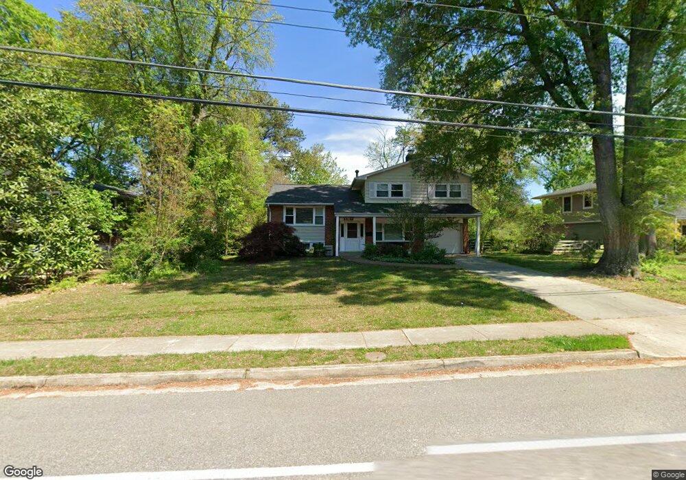 8819 Vernon View Dr, Alexandria, VA 22308 - photo 1