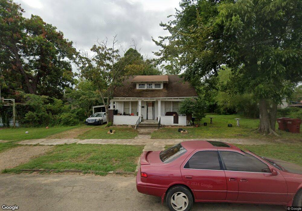 505 W Clayton St, Hugo, OK 74743 - photo 1