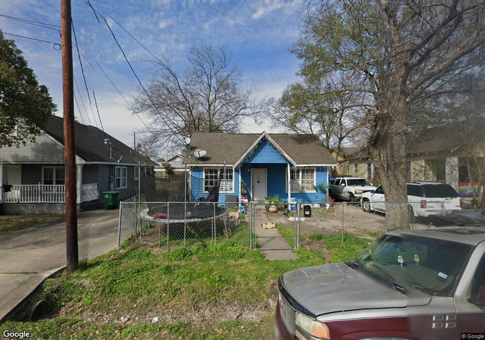 905 King St, Houston, TX 77022 - photo 1