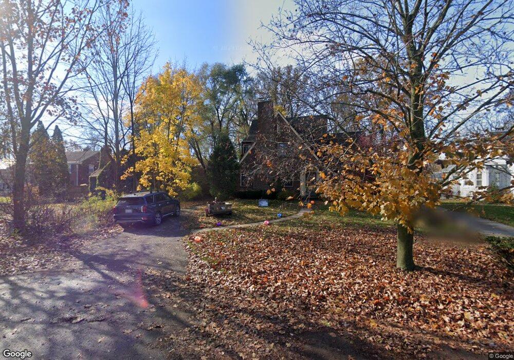 2627 W Libbie Dr, Lansing, MI 48917 - photo 1