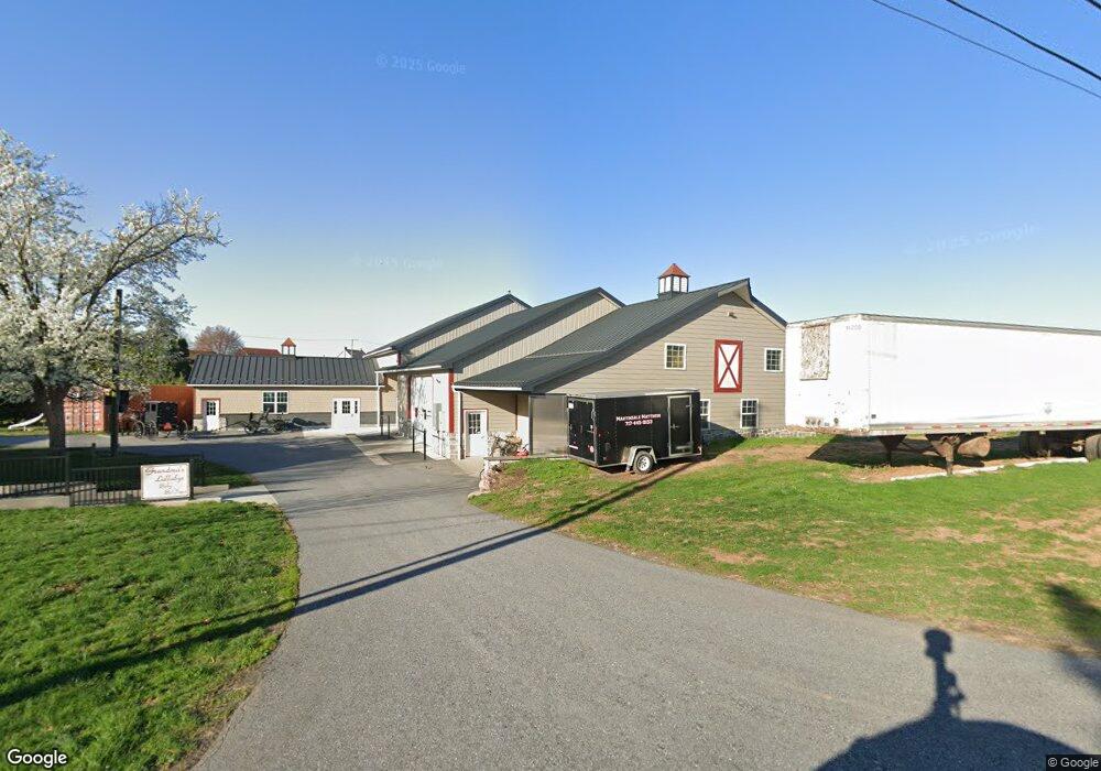 114 Hurst Rd, Ephrata, PA 17522 - photo 1
