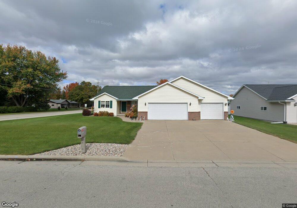 3138 W 1st Ave, Appleton, WI 54914 - photo 1