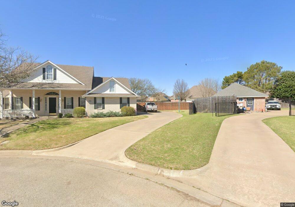 1210 Brook Ln, Cleburne, TX 76033 - photo 1