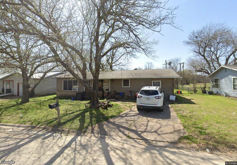1717 Raylene Dr, Cleburne, TX 76033 - photo 1