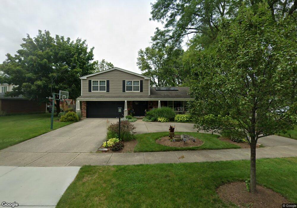 3022 Mary Kay Ln, Glenview, IL 60026 - photo 1