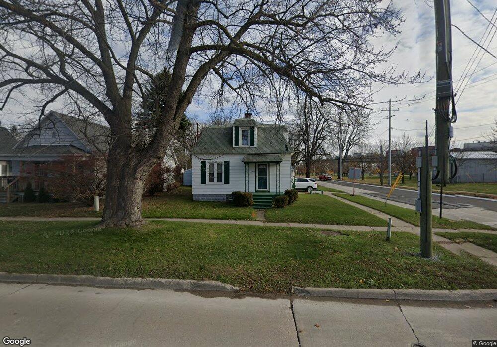 2402 10th Ave, Port Huron, MI 48060 - photo 1