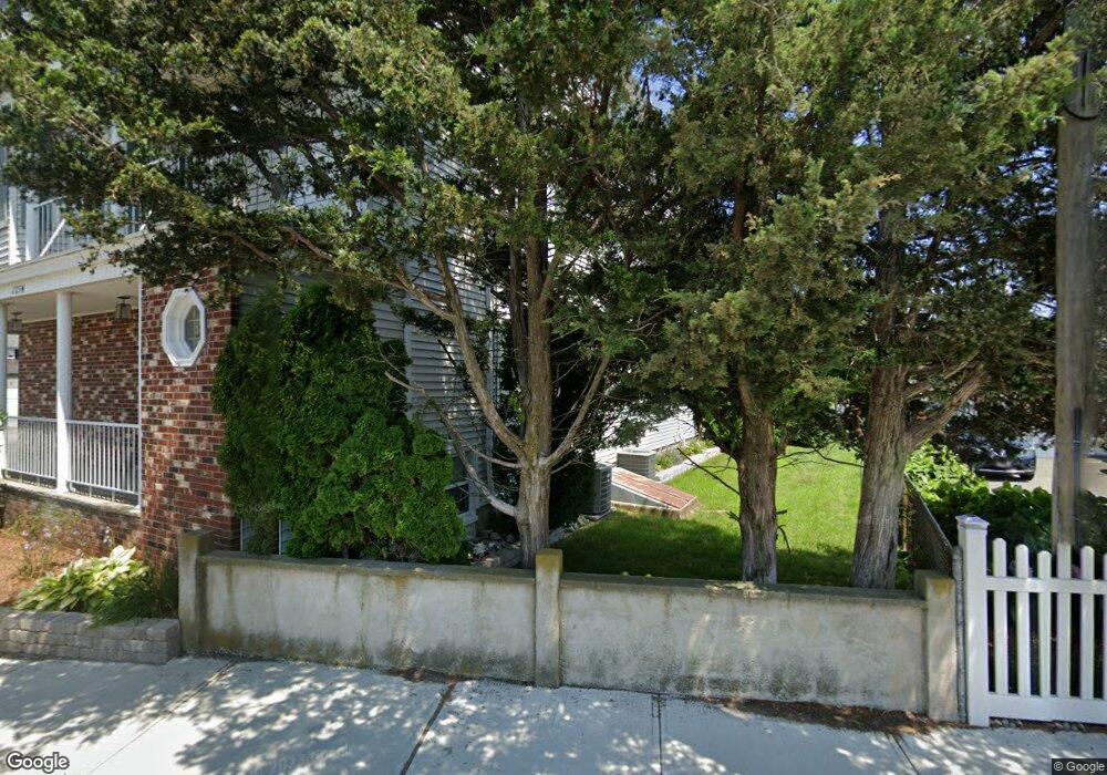 1232 Stafford Rd, Fall River, MA 02721 - photo 1