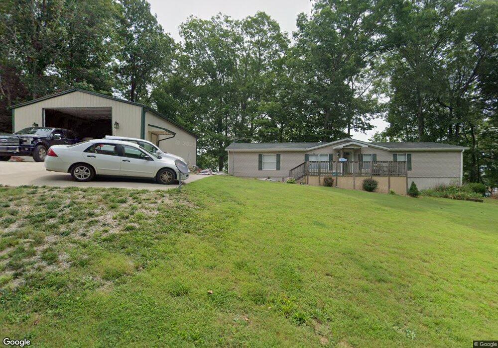 402 Silverside Dr, Scottsville, KY 42164 - photo 1