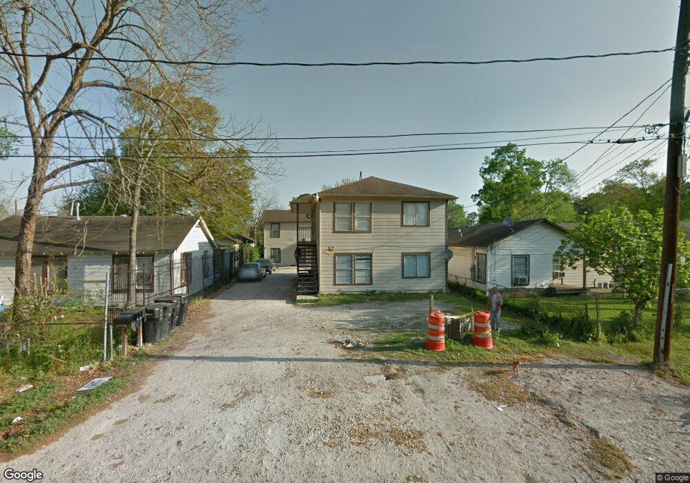 705 Doverside St unit 6, Houston, TX 77022 - photo 1