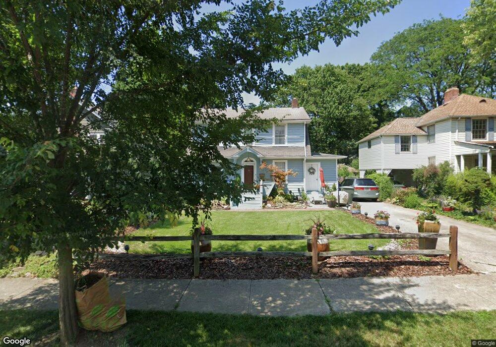 136 E Dunedin Rd, Columbus, OH 43214 - photo 1