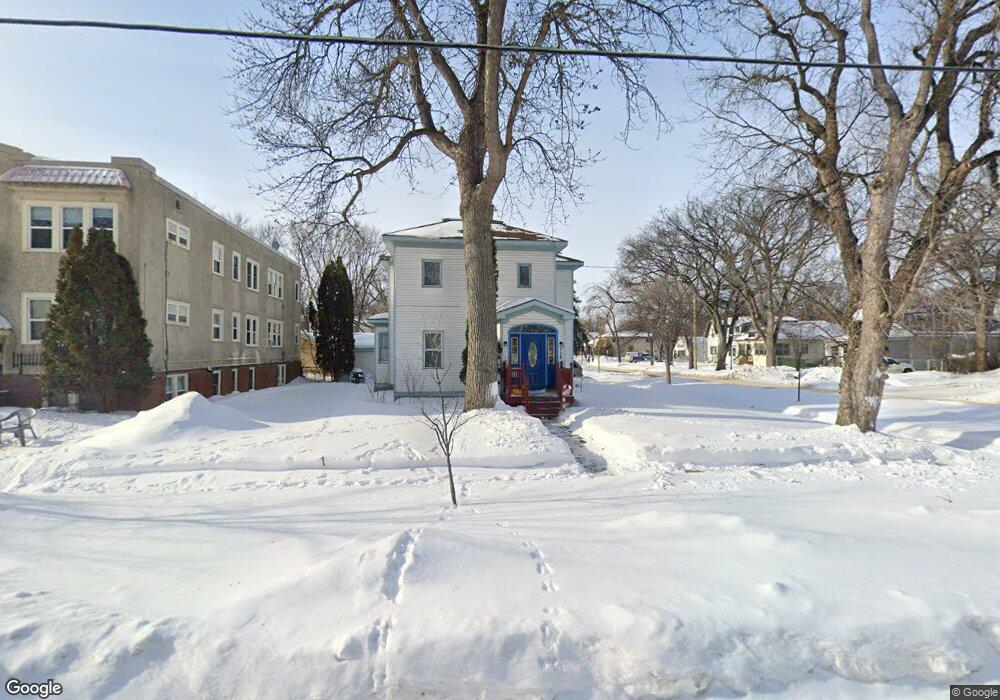 736 9th St N, Fargo, ND 58102 - photo 1