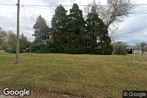 401 SE Vine St, Leon, IA 50144