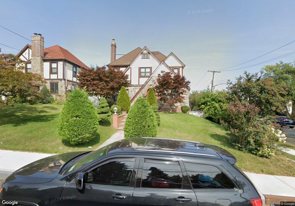 146-19 14th Ave, Whitestone, NY 11357 - photo 1