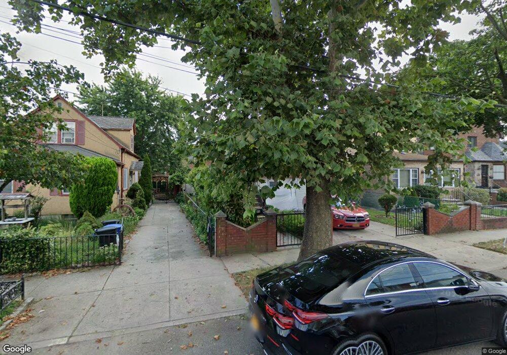 4355 166th St, Flushing, NY 11358 - photo 1