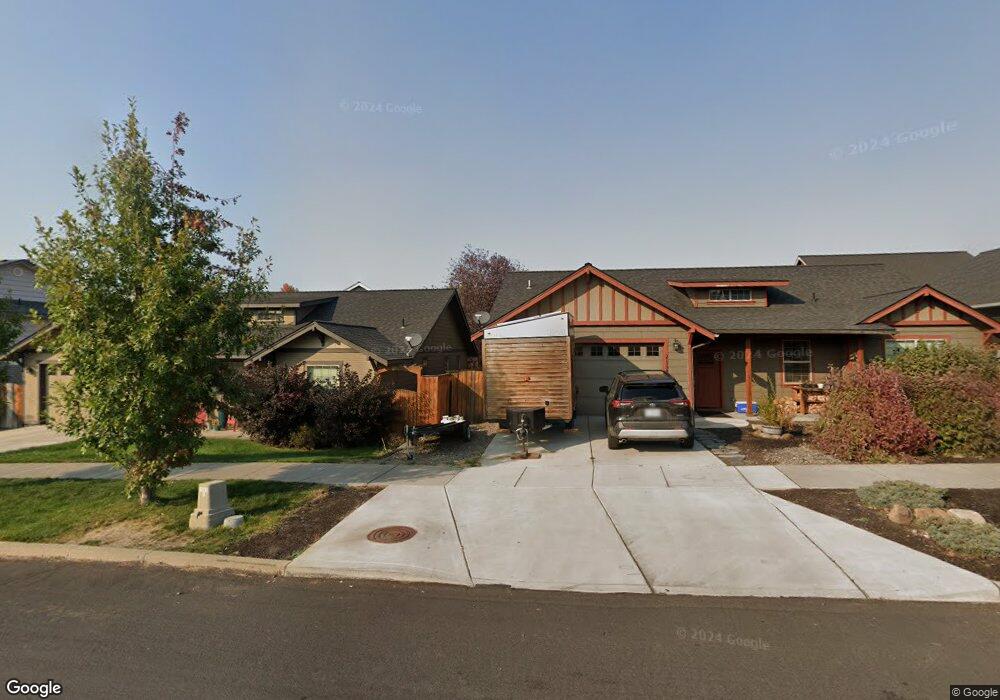 21332 N East Livingston Dr, Bend, OR 97701 - photo 1