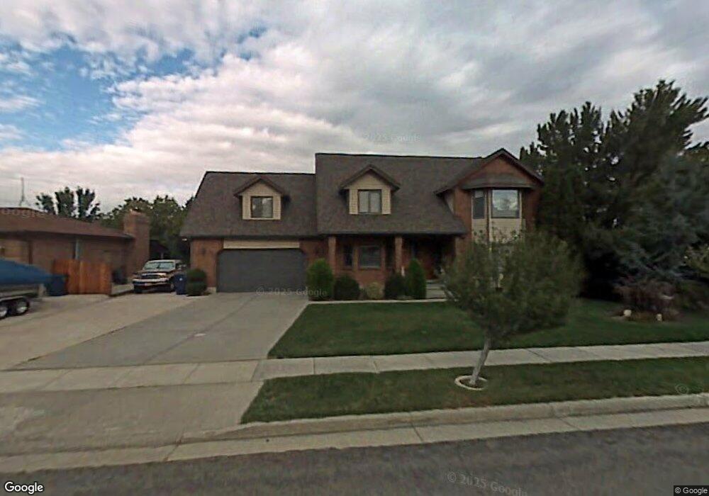 9028 S 1700 E, Sandy, UT 84093 - photo 1