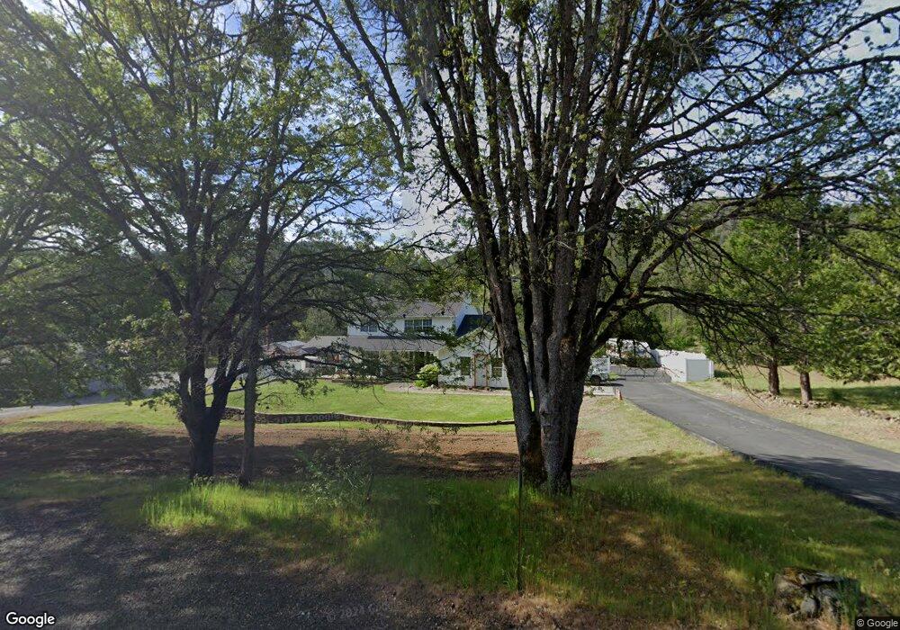 5031 Old Stage Rd, Central Point, OR 97502 - photo 1