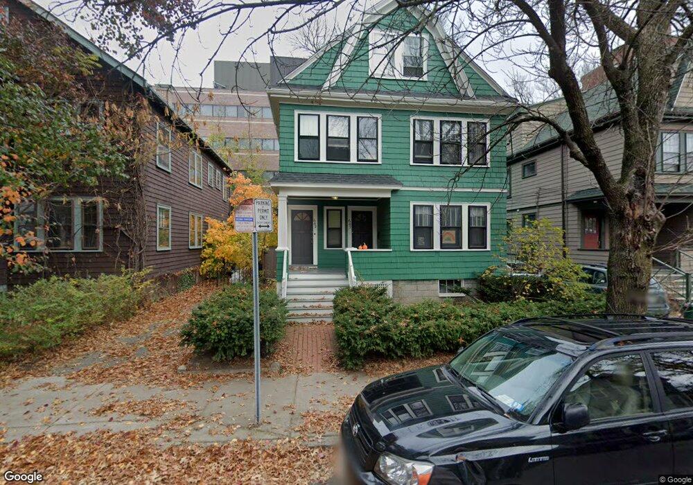 647 Green St, Cambridge, MA 02139 - photo 1