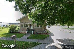 315 4th St, Westervelt, IL 62565