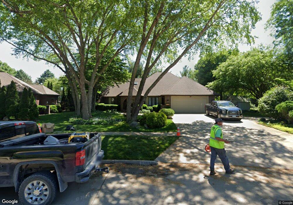 3712 Aspen Dr, West Des Moines, IA 50265 - photo 1