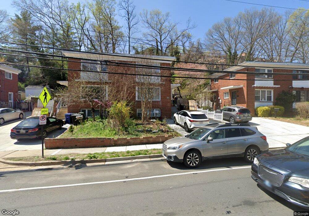 828 S Dinwiddie St, Arlington, VA 22204 - photo 1