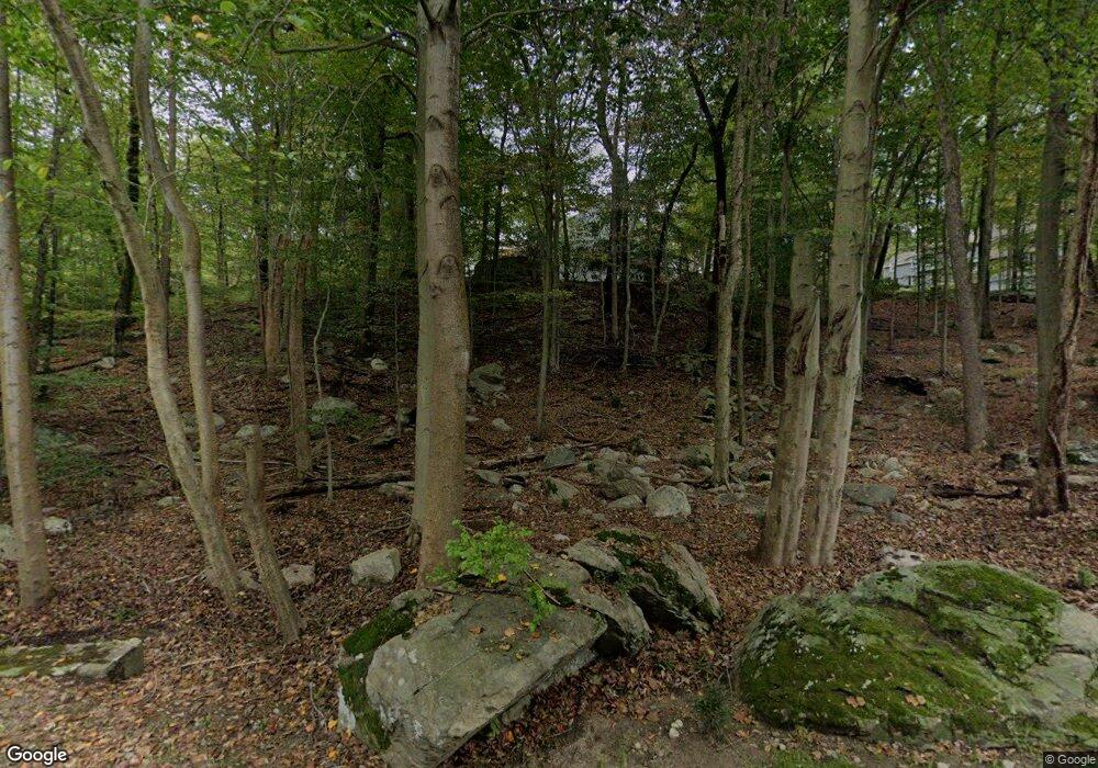 23 Old Stone Bridge Rd, Cos Cob, CT 06807 - photo 1