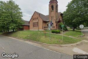 401 Van Buren St, Keosauqua, IA 52565