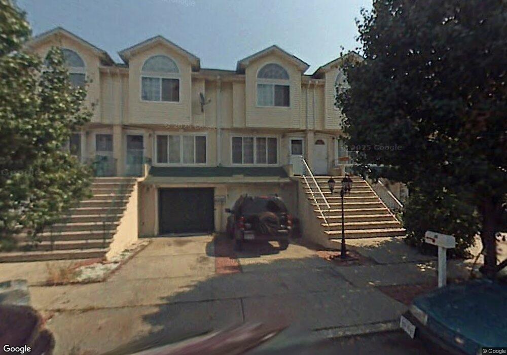 5B Ludwig Ln, Staten Island, NY 10303 - photo 1
