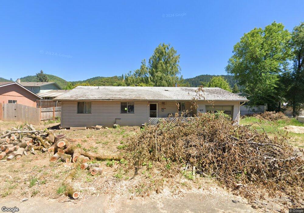 317 Milly Ave, Myrtle Creek, OR 97457 - photo 1