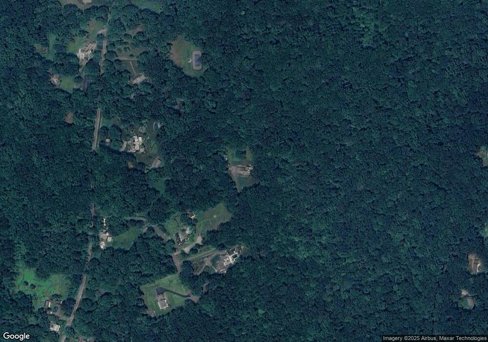 5 Bentagrass Ln, Newtown, CT 06470 - photo 1