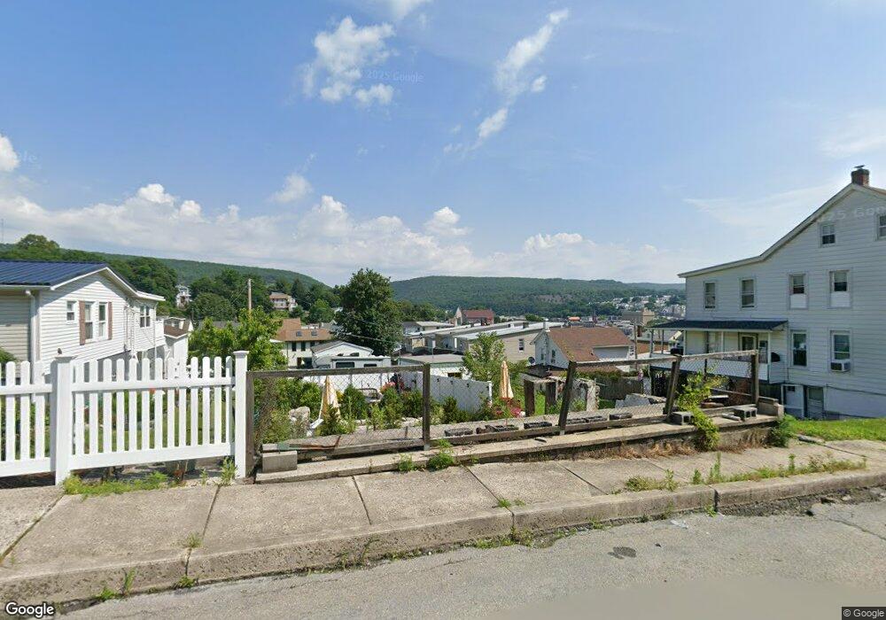 131 Orwigsburg St, Tamaqua, PA 18252 - photo 1