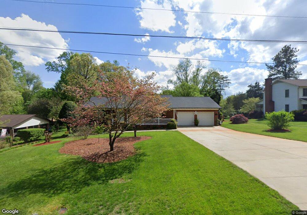 414 Macon Dr, Statesville, NC 28625 - photo 1