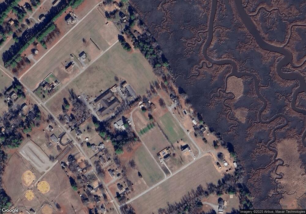 1443 Drexler Ln, West Point, VA 23181 - photo 1