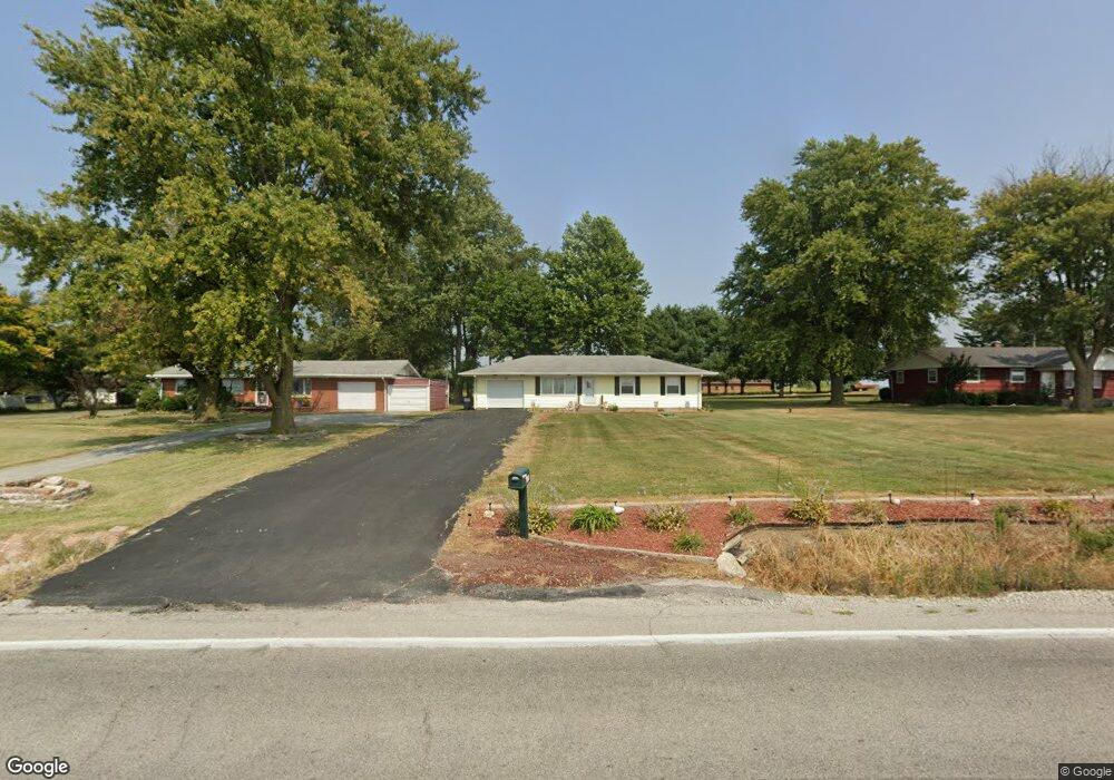 23678 State Highway 16, Jerseyville, IL 62052 - photo 1