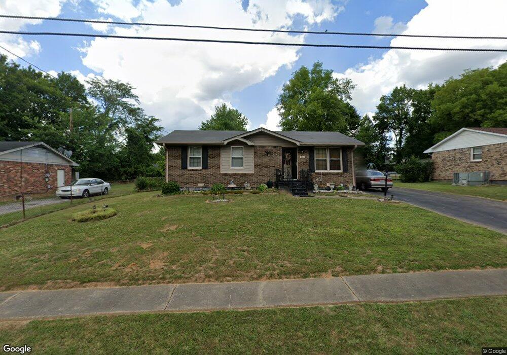 637 Evergreen Park Dr, Hopkinsville, KY 42240 - photo 1