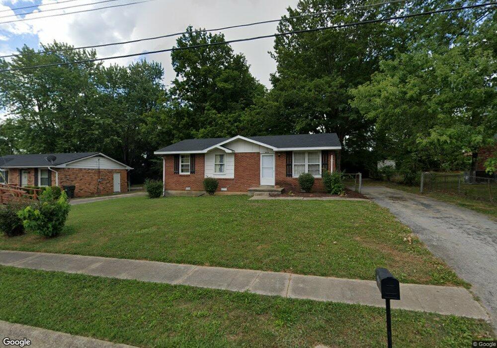 633 Evergreen Park Dr, Hopkinsville, KY 42240 - photo 1