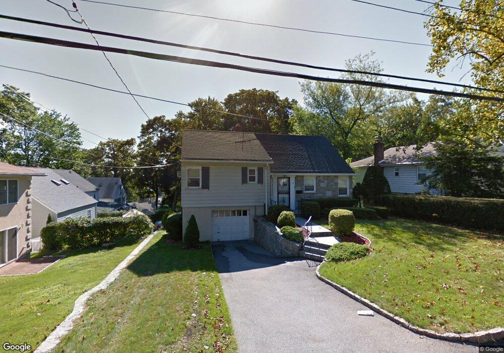 16 Remsen Rd, Yonkers, NY 10710 - photo 1